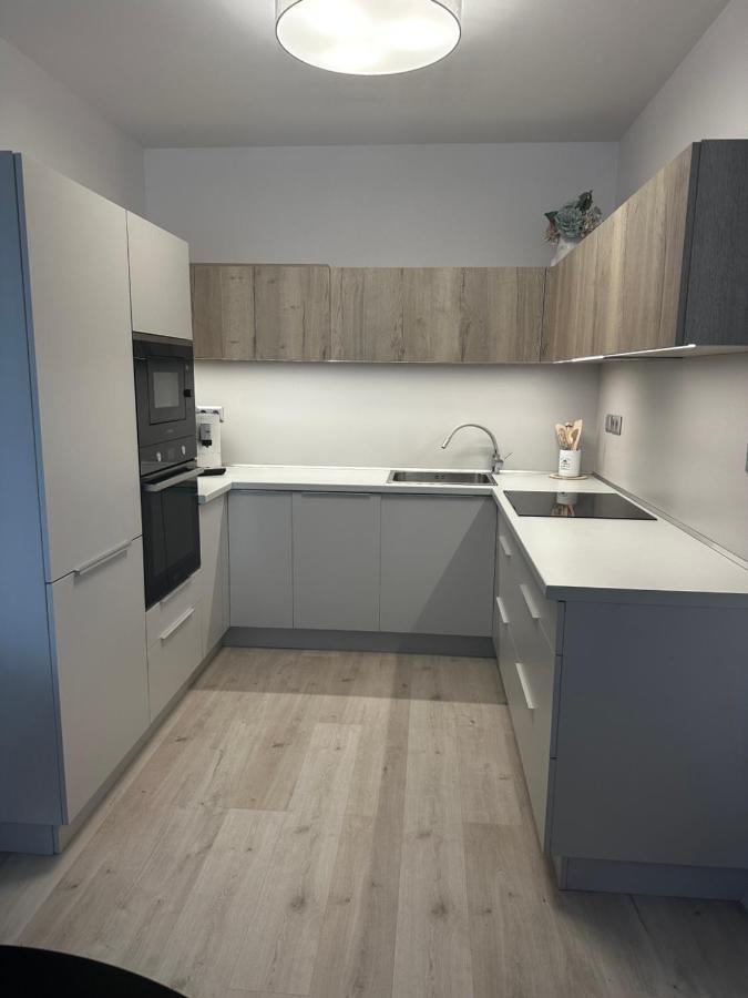Urban Haven Apartment Liptovsky Mikulas Exterior foto